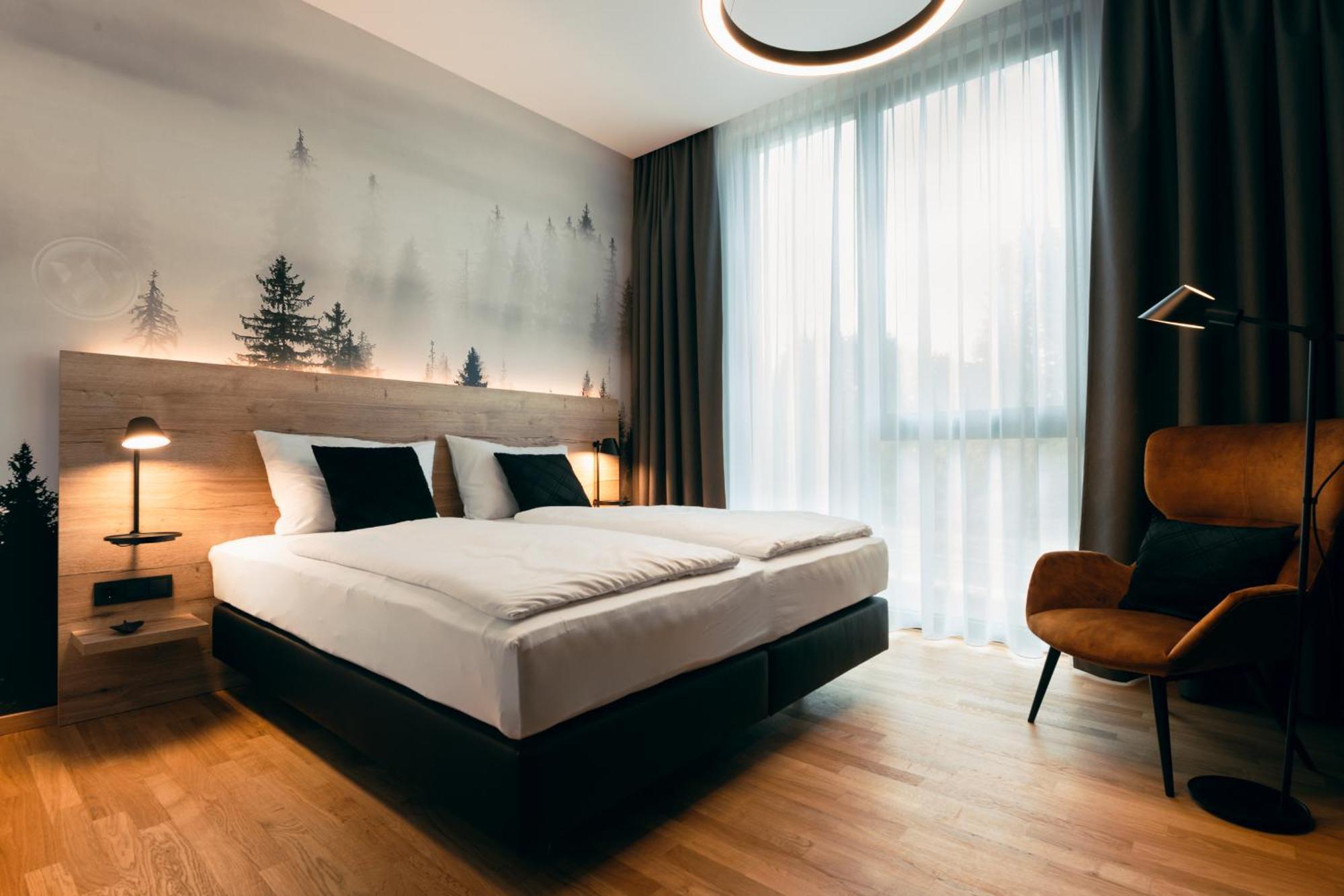 Target World Hunter'S Lodge Landscheid Buitenkant foto